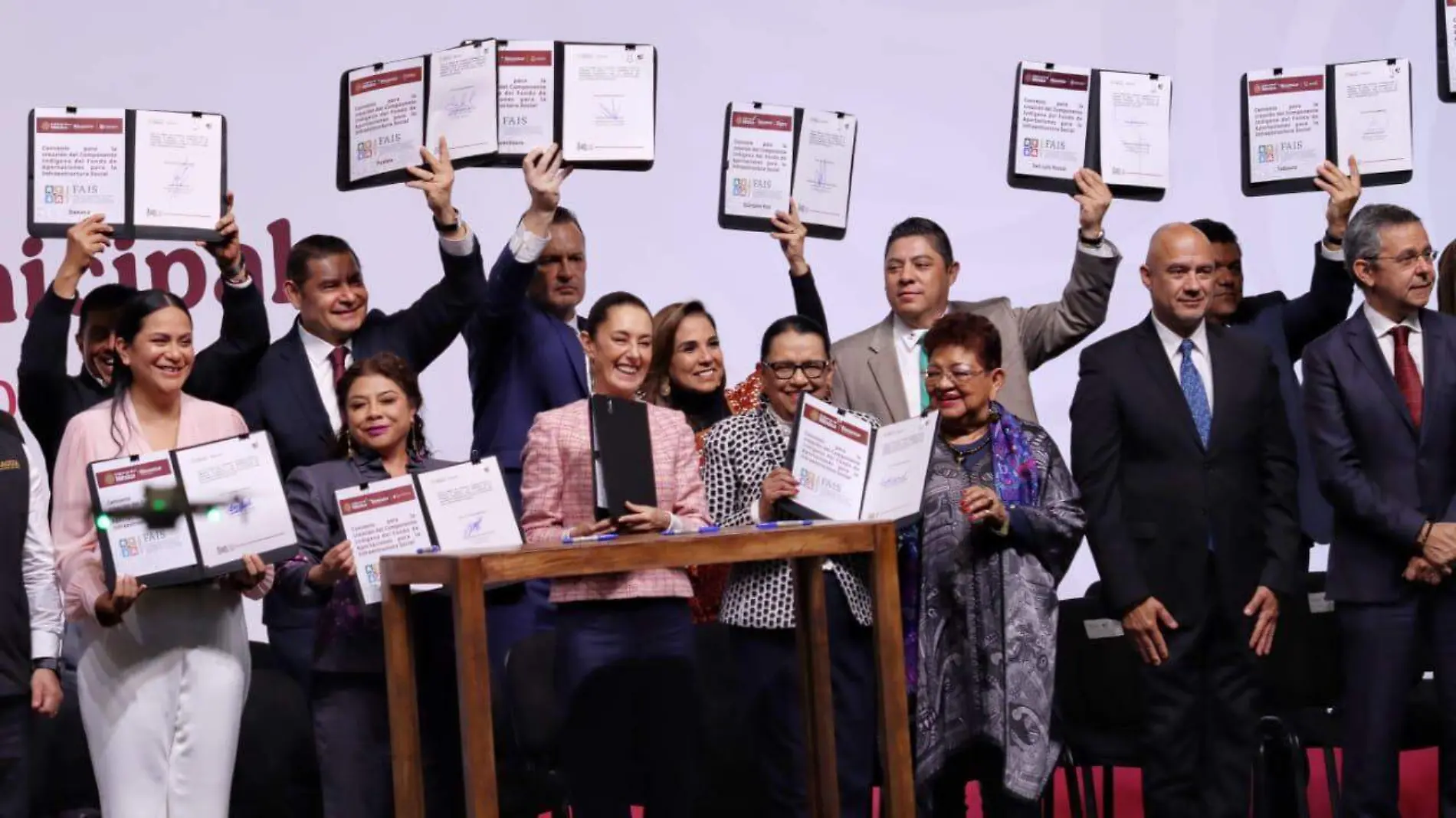 encuentro nacional municipal Roberto Hernández El Sol de México